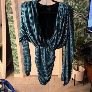 NBD Illusion Women's Teal Blue Shoulder Pad Wrap Velvet Mini Dress Size Xl